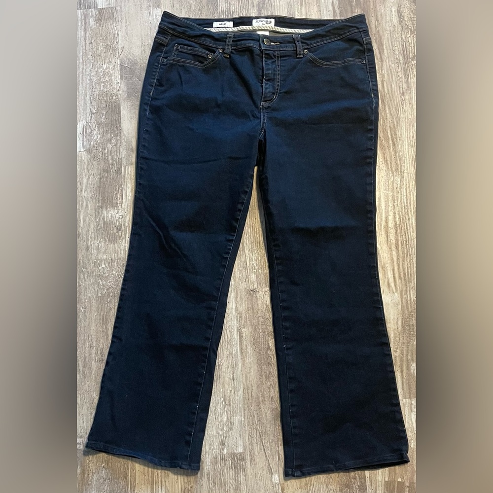 St John’s Bay blue jeans, size 14P